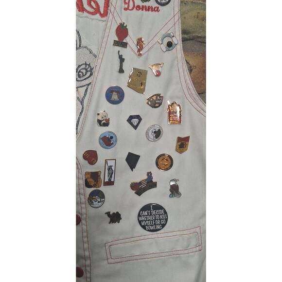 Vintage Elks Lady Vest- 55 unique pins- Bowling, 84 Olympics, more! 57 total - Picture 4 of 12